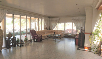 Lounge Verandah.JPG